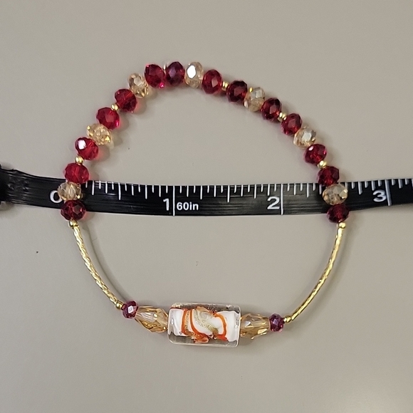 Red and Gold Beaded Bracelet - Picture 2 of 2